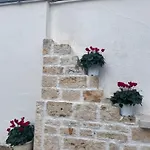 Il Trullo Di Nonno Licchio 펜션 *