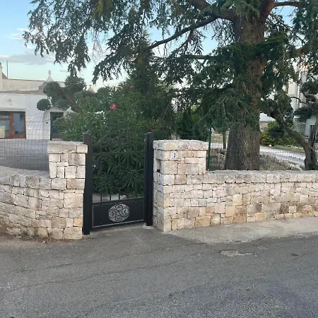 Il Trullo Di Nonno Licchio Feriehus