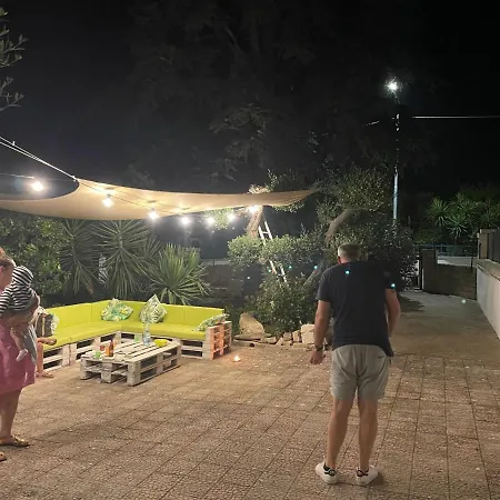 Il Trullo Di Nonno Licchio 度假居